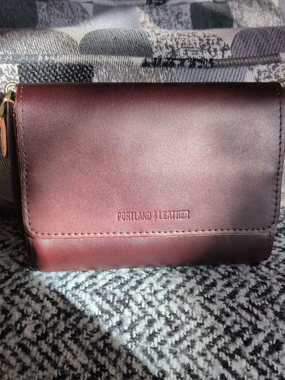 Portland Leather Grizzly Mini Metro Crossbody Bag NWOT - Picture 12 of 13